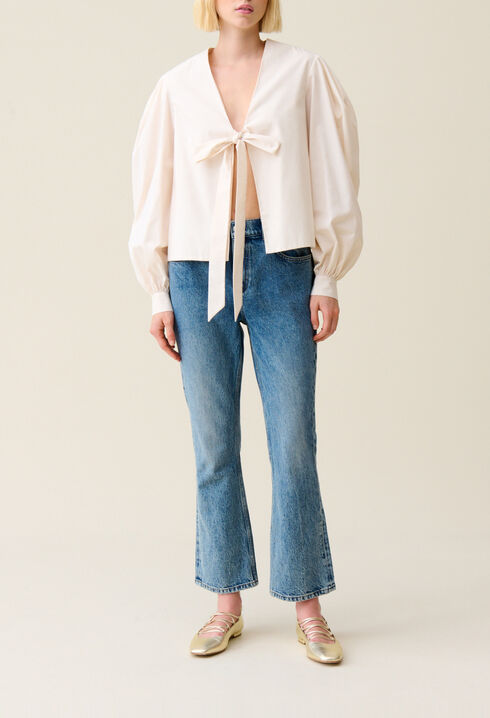 Blouse col V &agrave; nouer