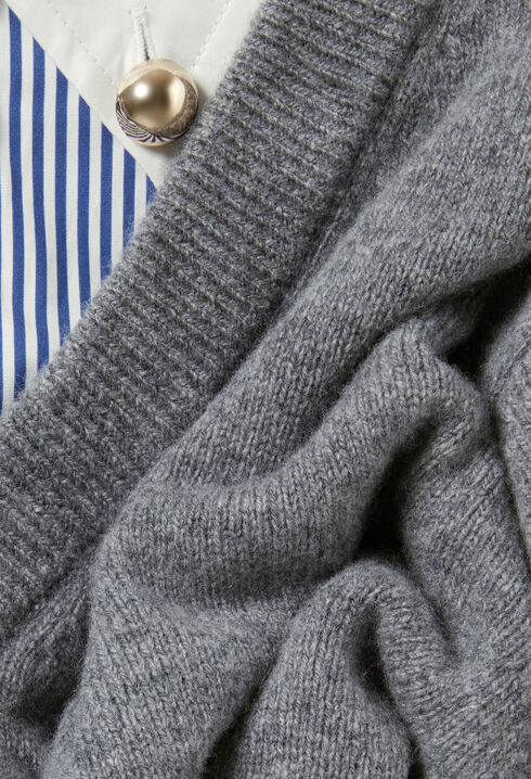 V-neck Jumper