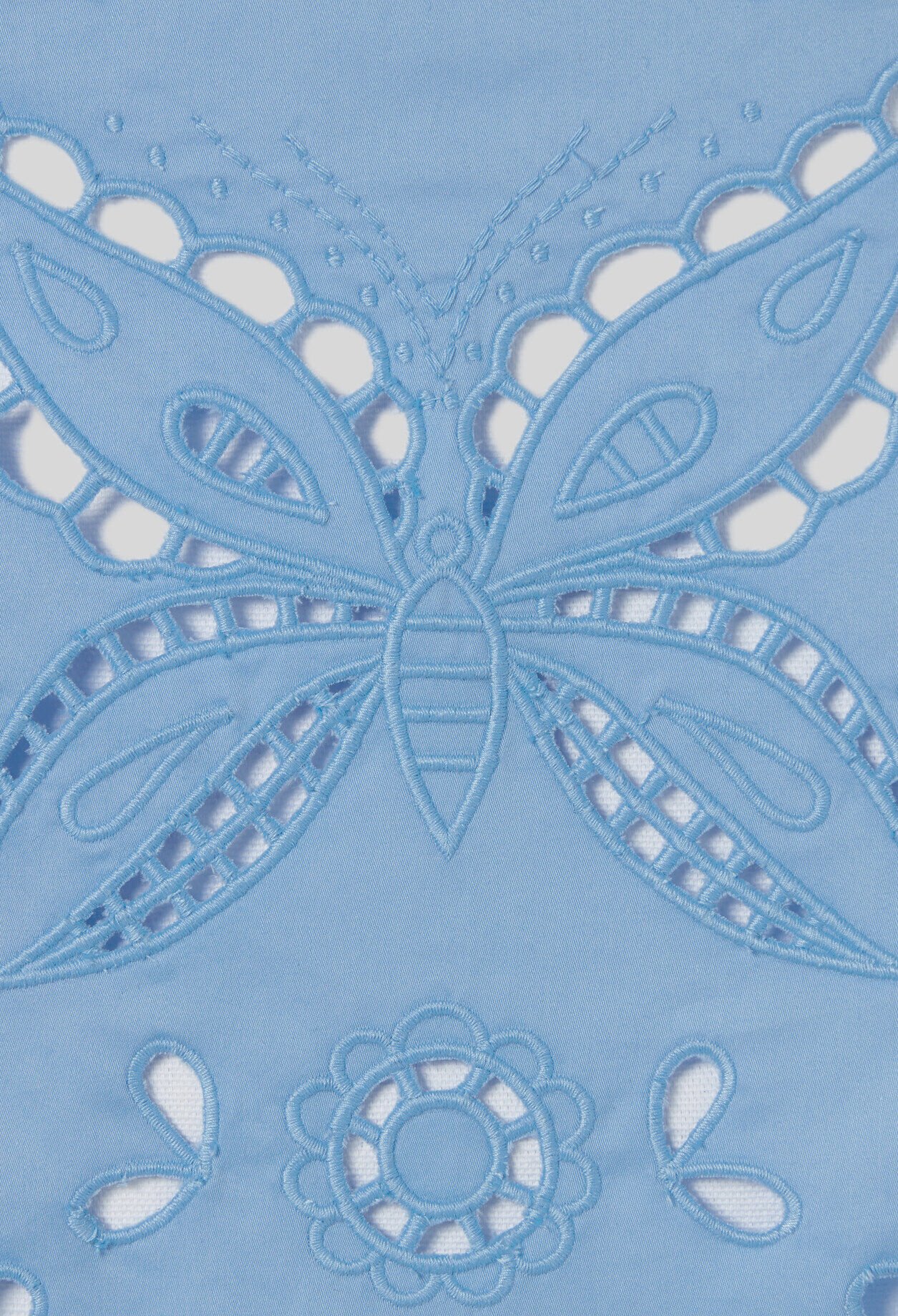 Foulard brodé à nouer