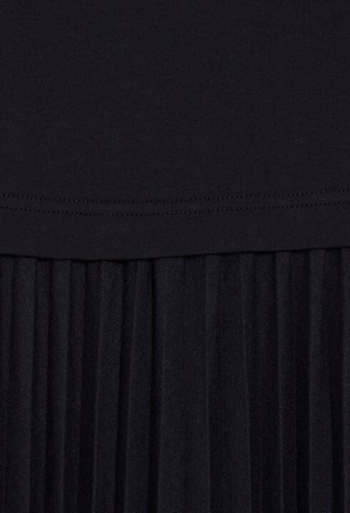 Lange plissiertes Twistkleid zweifarbig