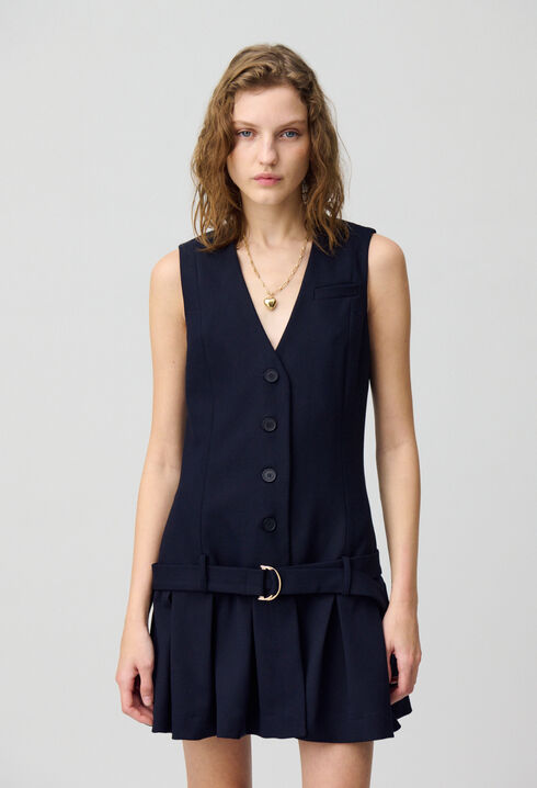 Robe courte cintrée plissée
