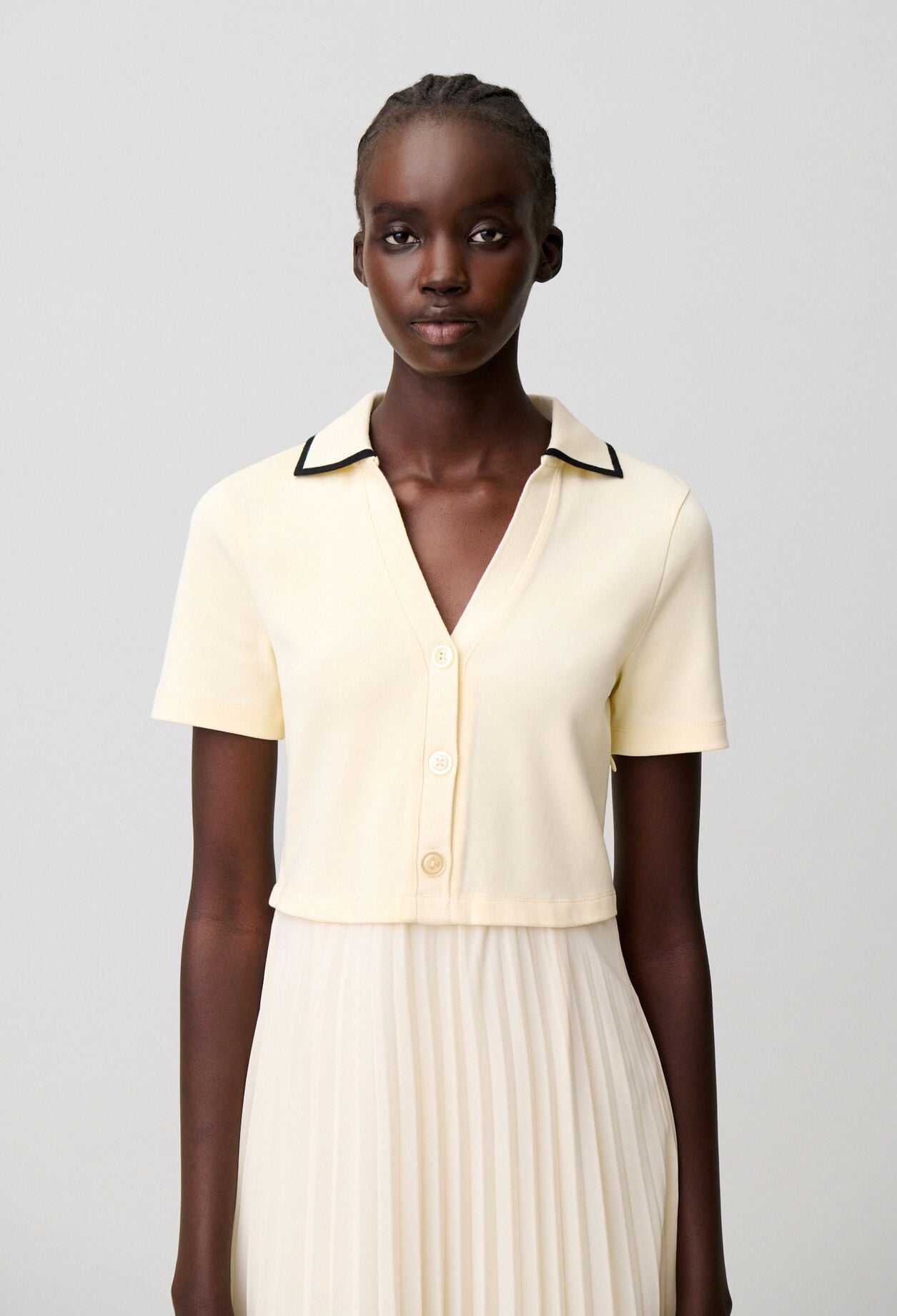 Kleid in Materialmix-Lagenoptik