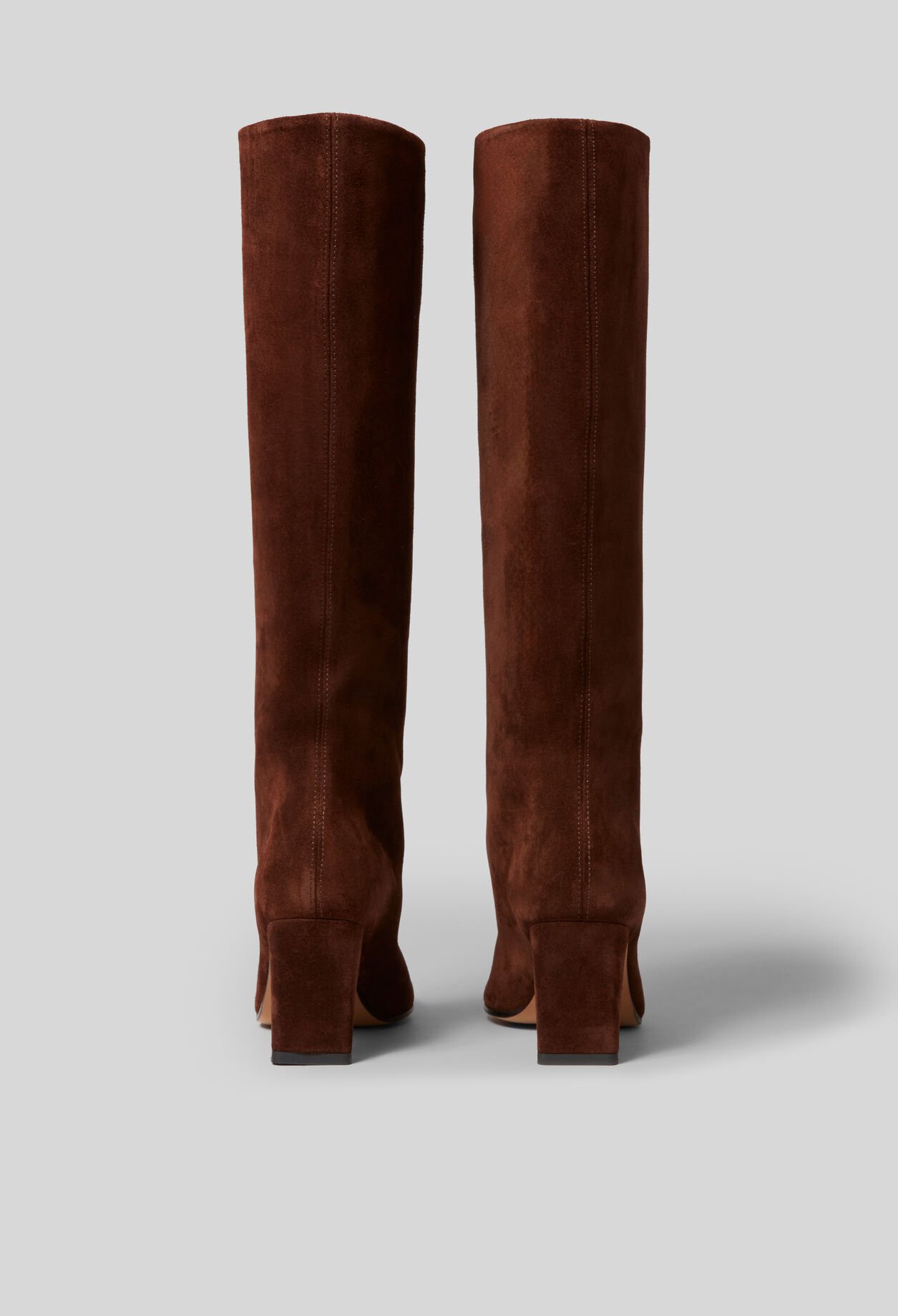 Absatzstiefel aus Wildleder