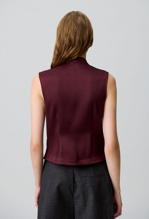 Chemise satinée sans manches