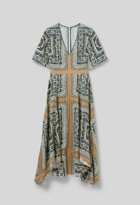 Flowy printed maxi dress
