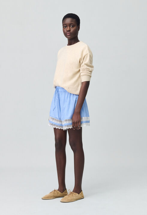 Gestreifte Shorts mit Spitze