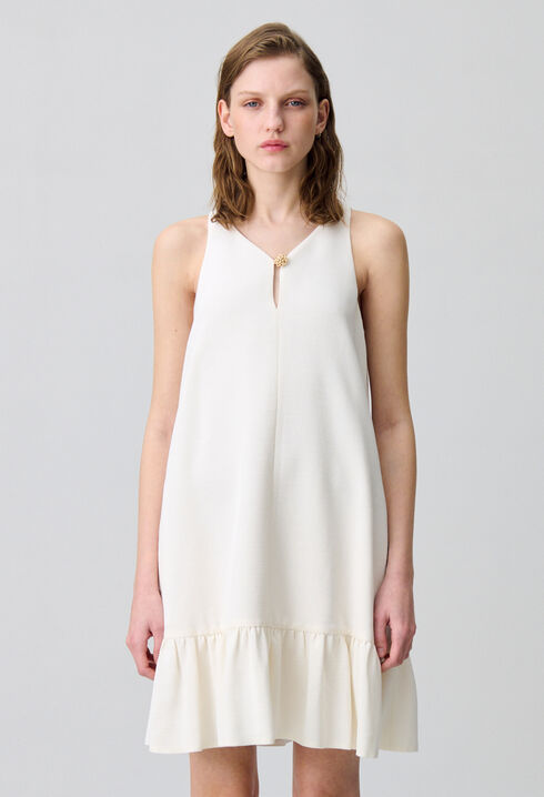 Robe courte sans manches