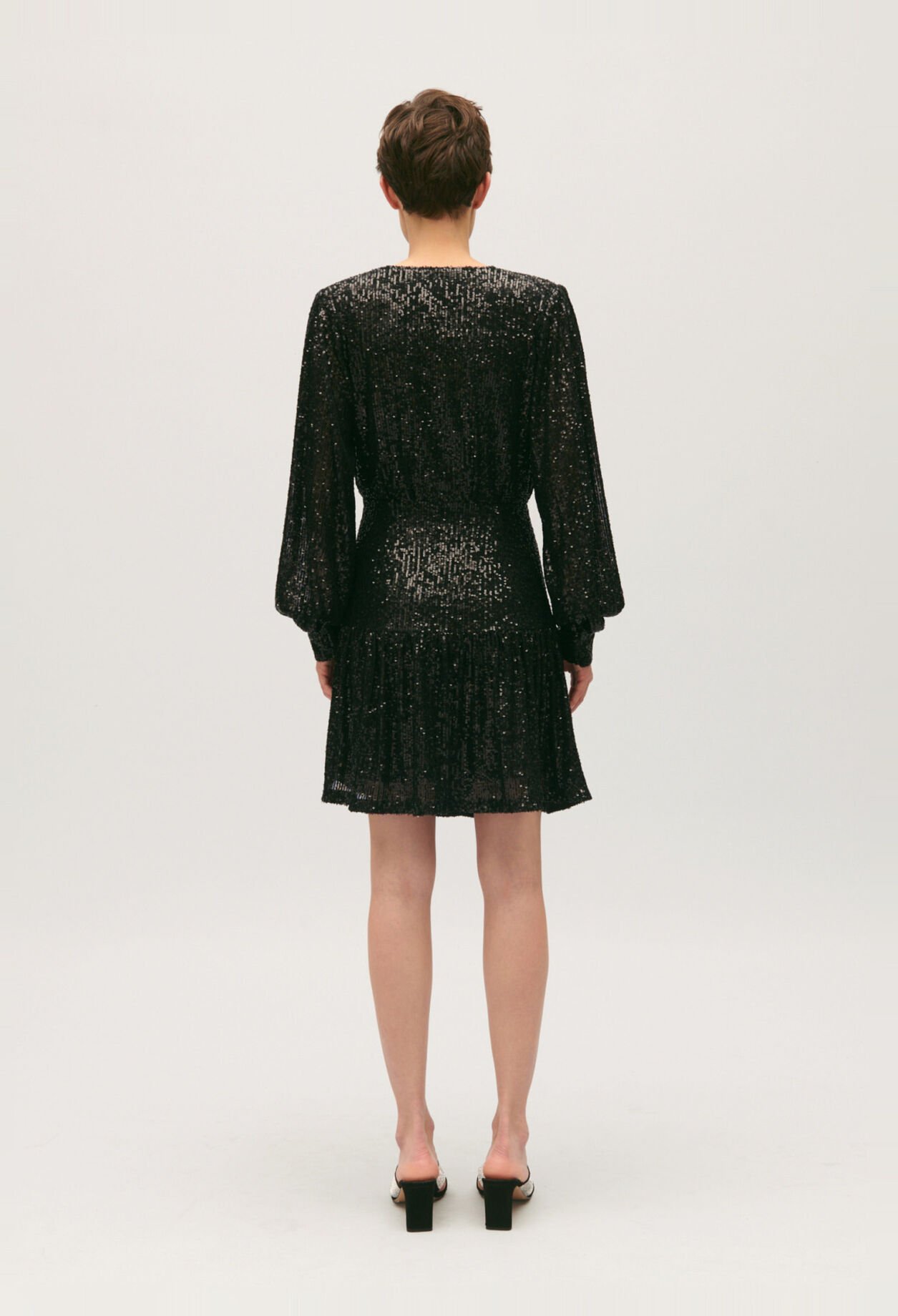 Short black dress with sequins