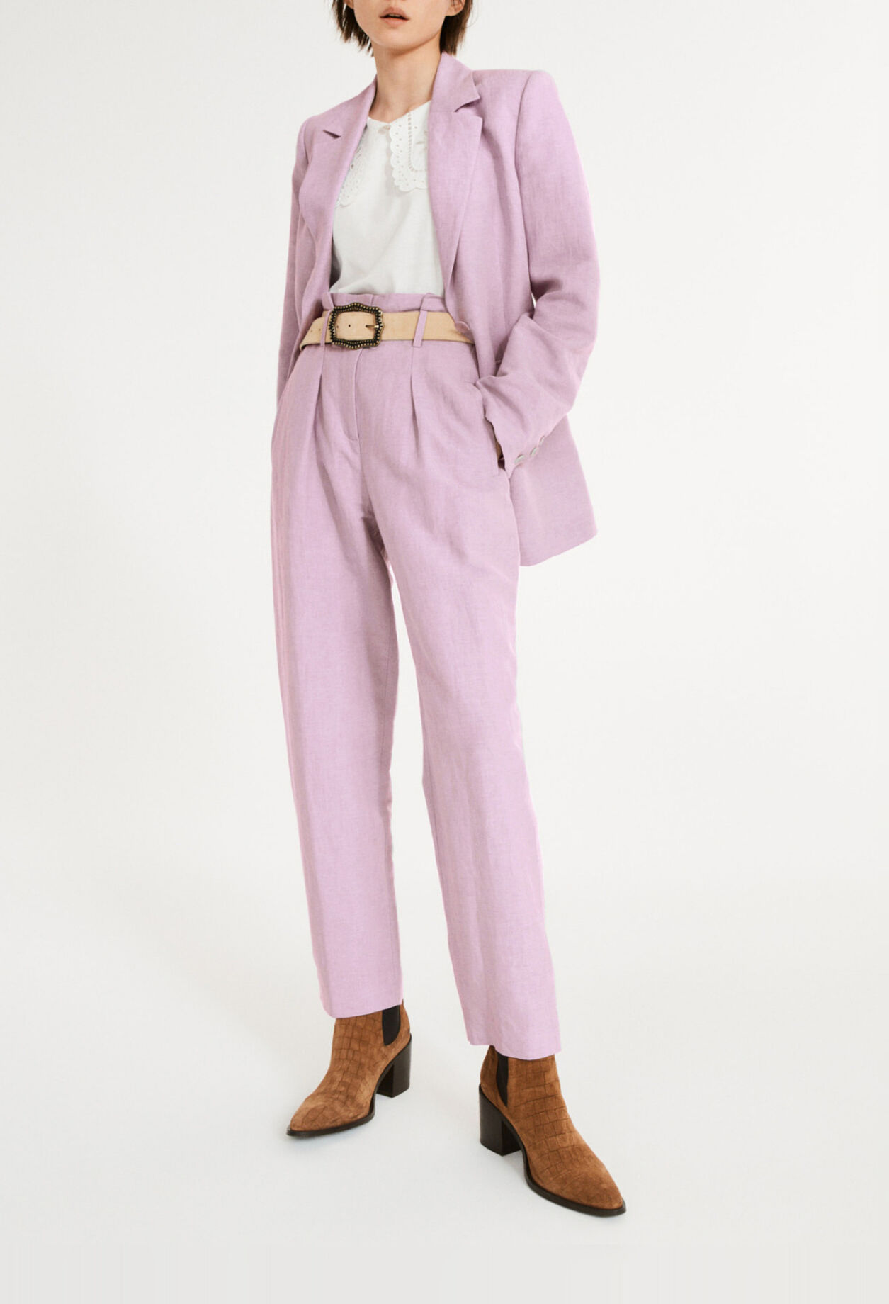 Lila Hose