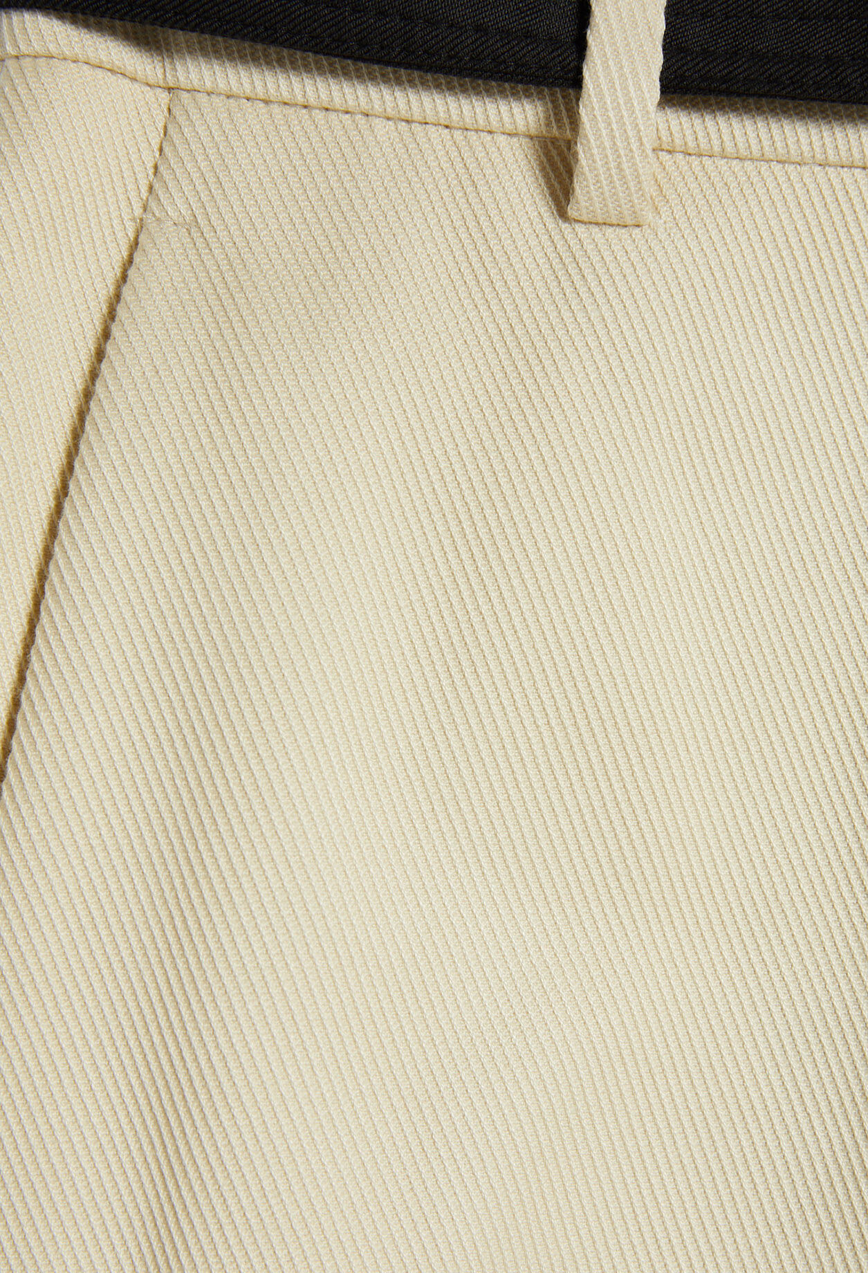 Gerade Hose mit Gürtel aus Bio-Baumwolle