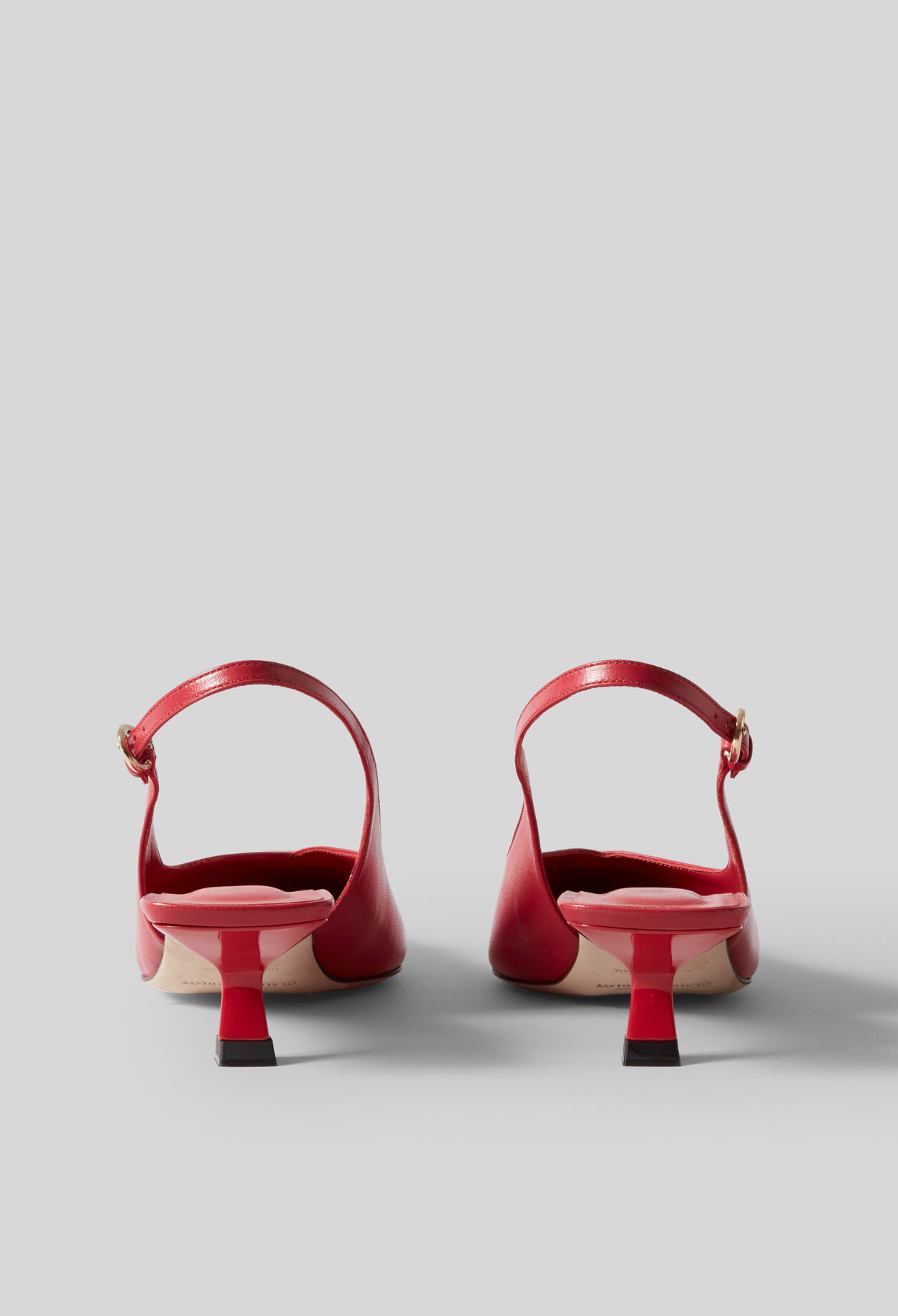 Pumps mit goldenem Herz