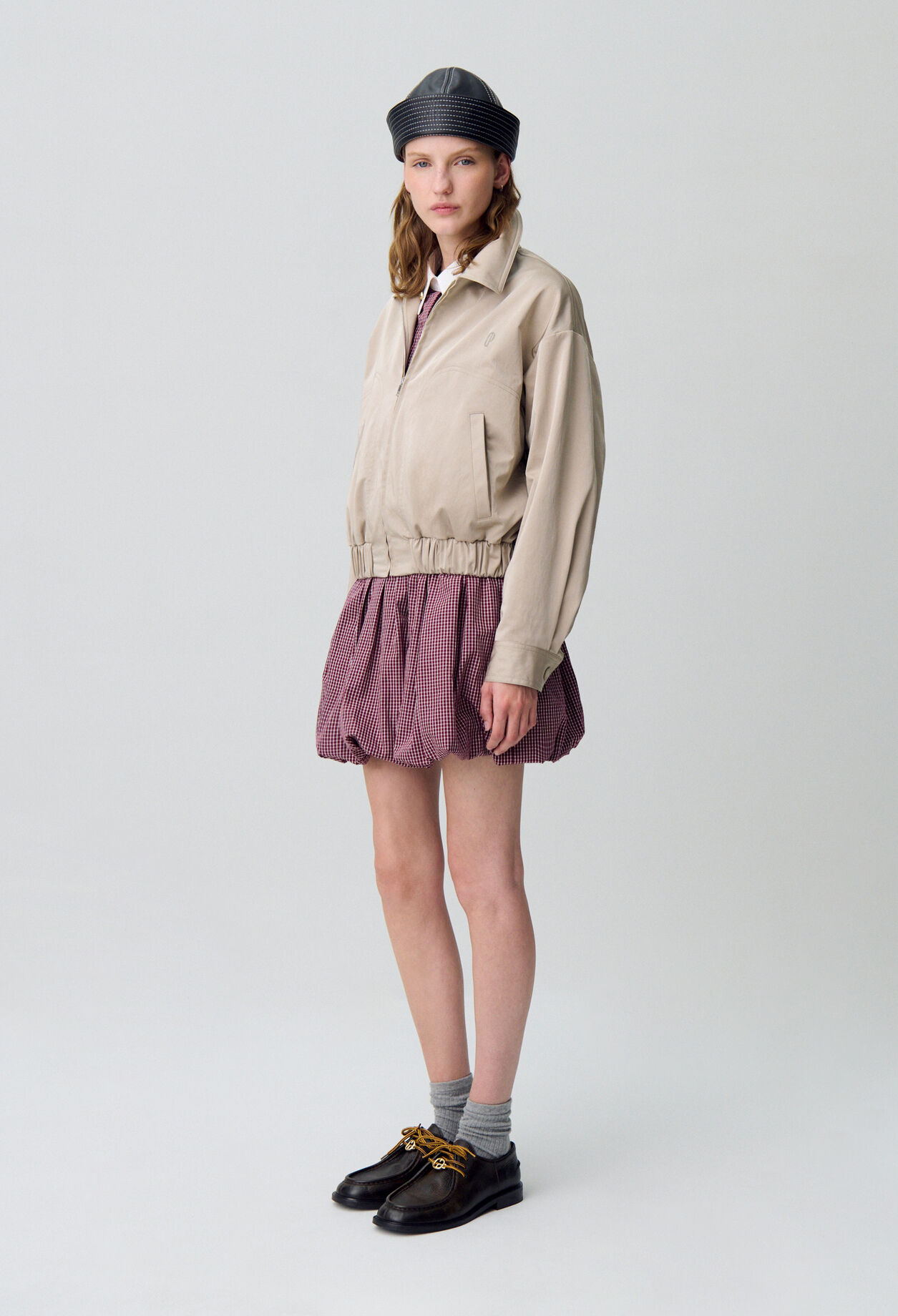 Übergroße Reißverschlussjacke