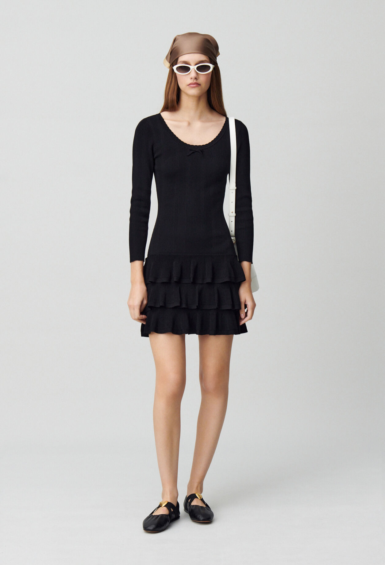 Short fine-knit dress