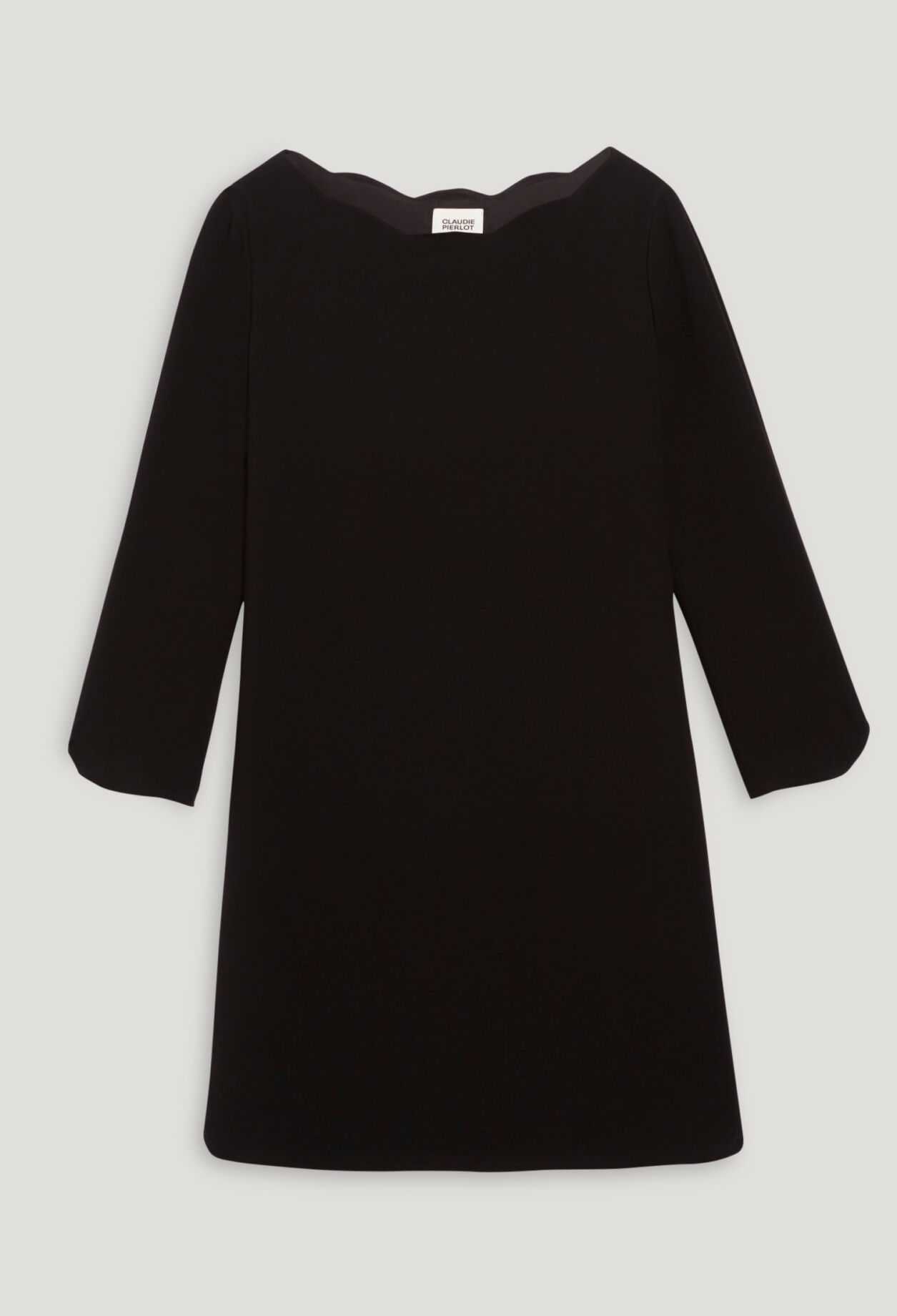 Robe noire courte