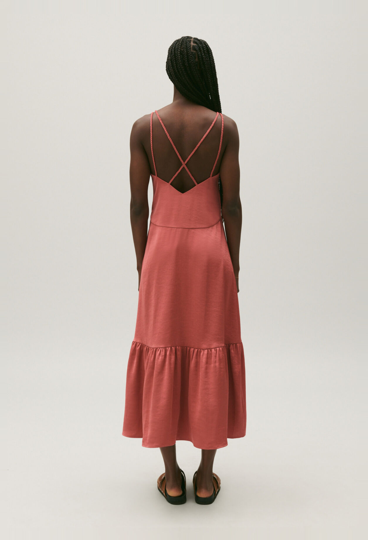 Robe midi satin&eacute;e terracotta