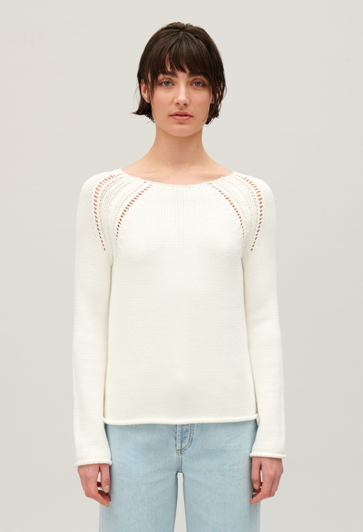 Ecru knitted jumper with embroidery