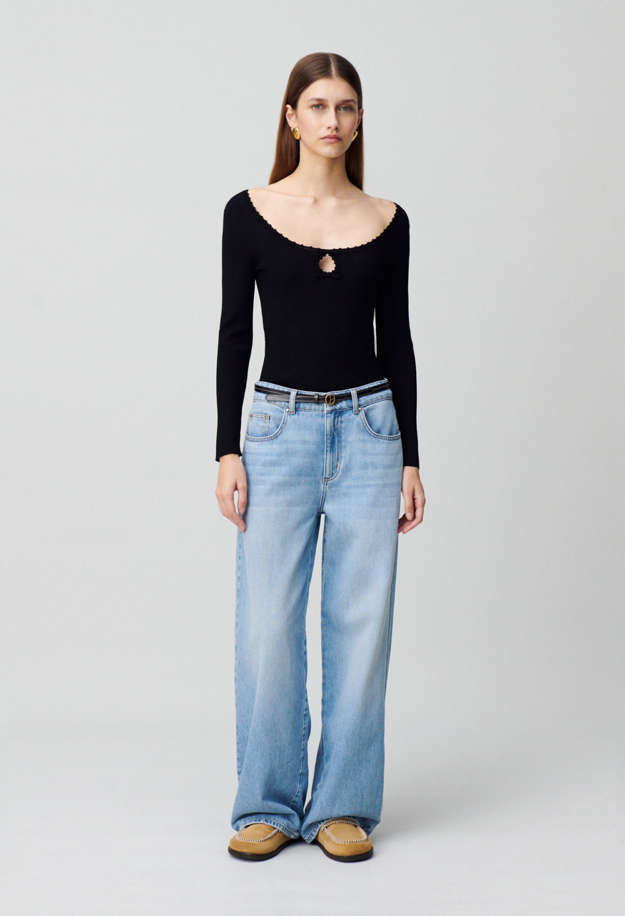 Long sleeve fine knit top