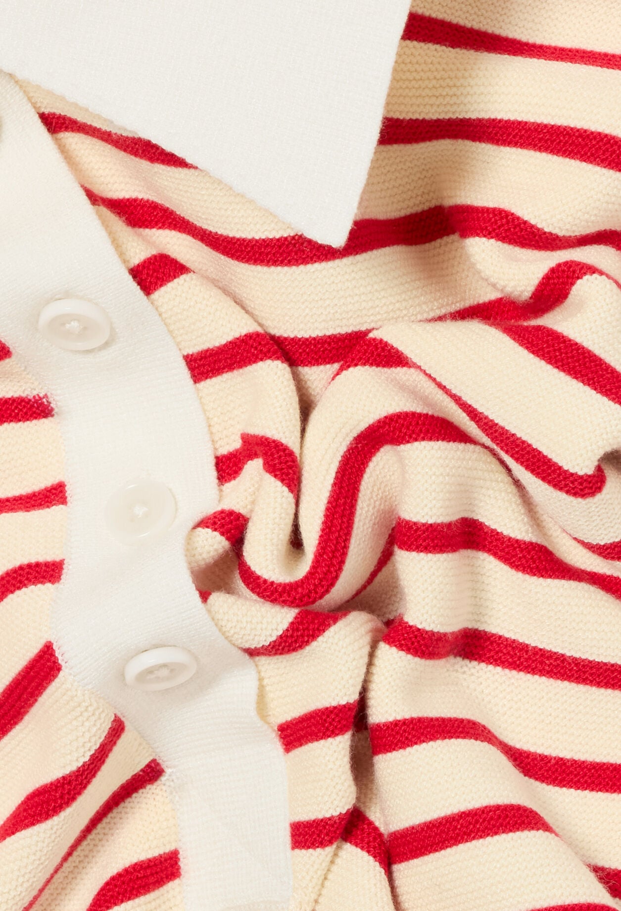 Gestreifter Pullover, Polo-Kragen