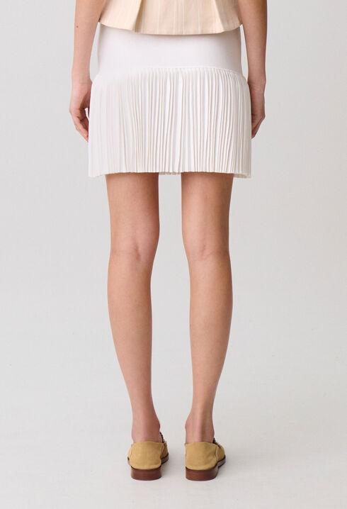 Fine-knit skirt