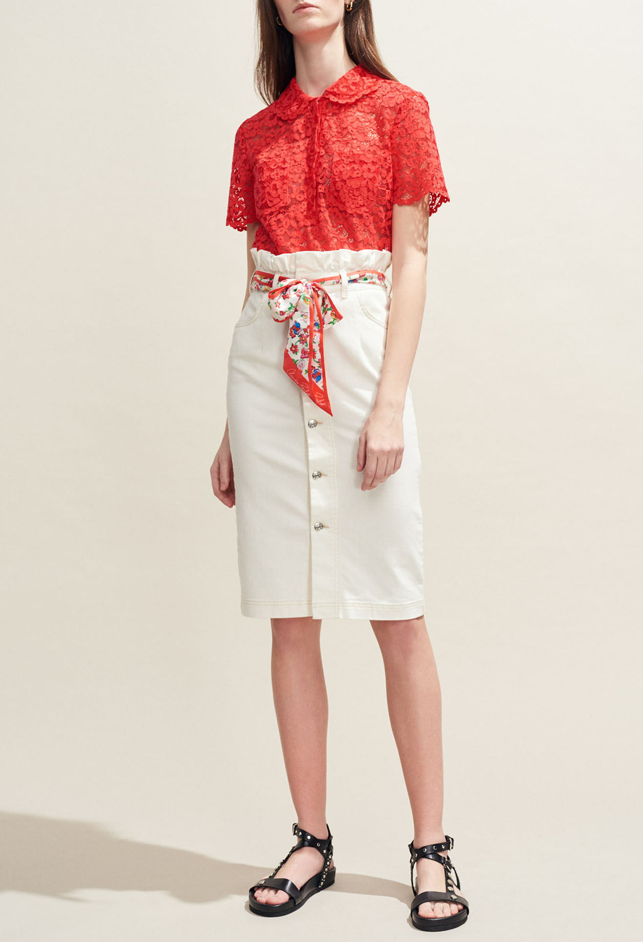 Top en dentelle col claudine