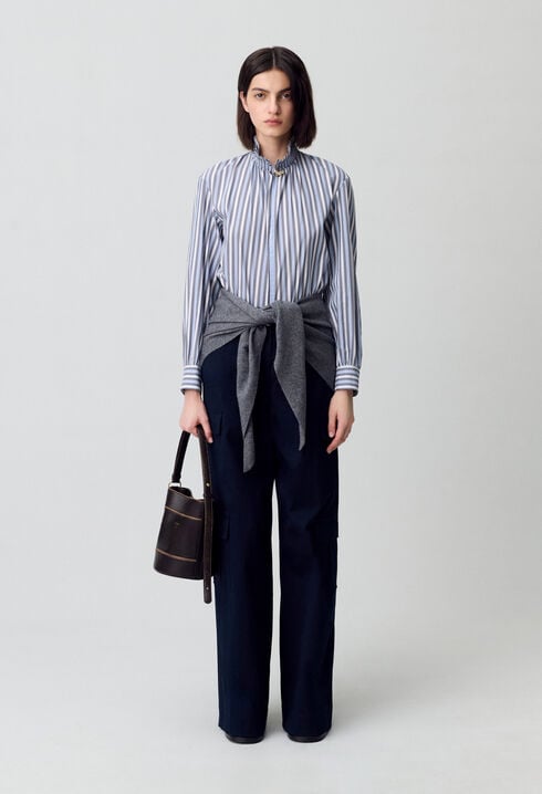 Gestreifte Bluse mit Kragen