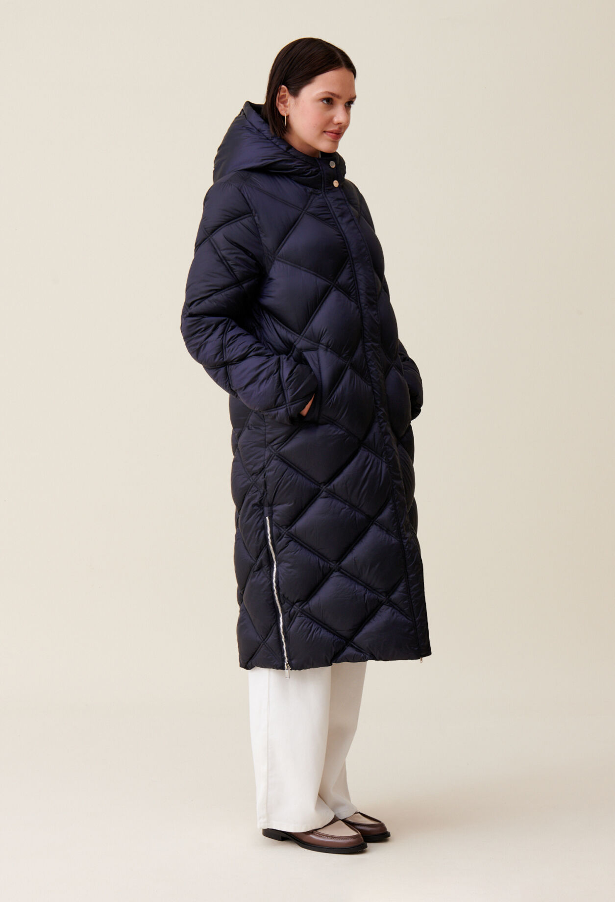 Lange Steppjacke Kapuze