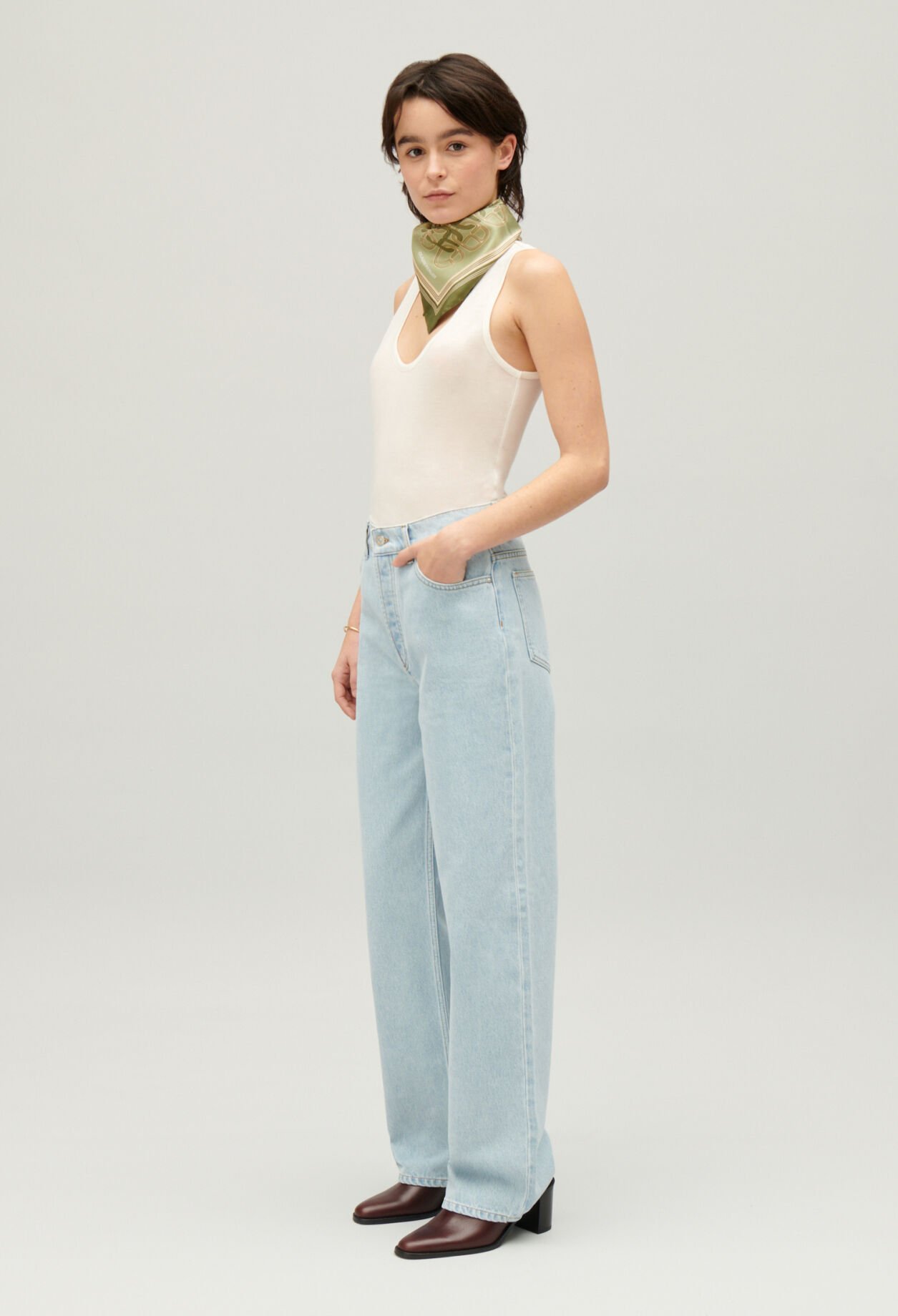 Straight blue Jean Claude