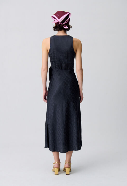 Fließendes Maxikleid