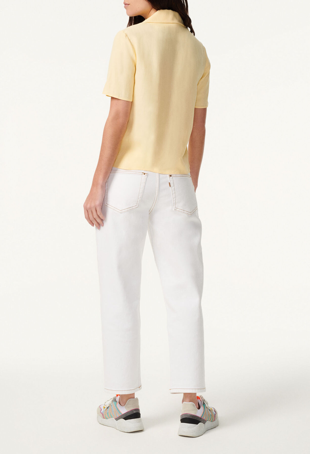 Short-sleeved shirt