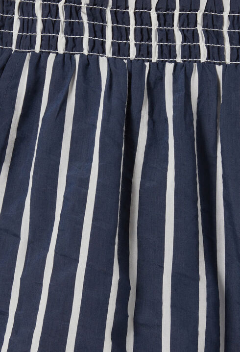Kurzes gestreiftes Volantkleid