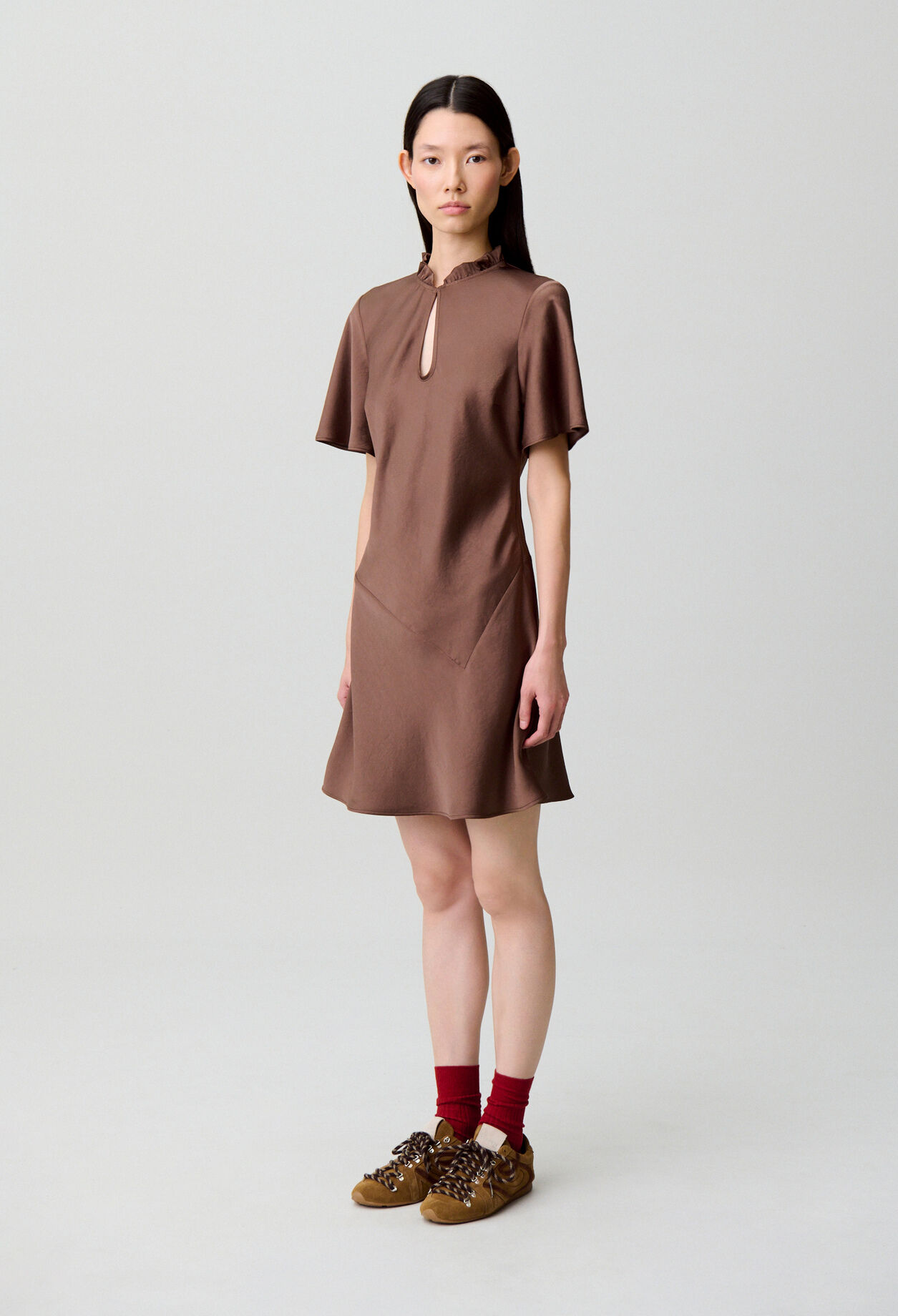 Kurzes Fließendes Kleid