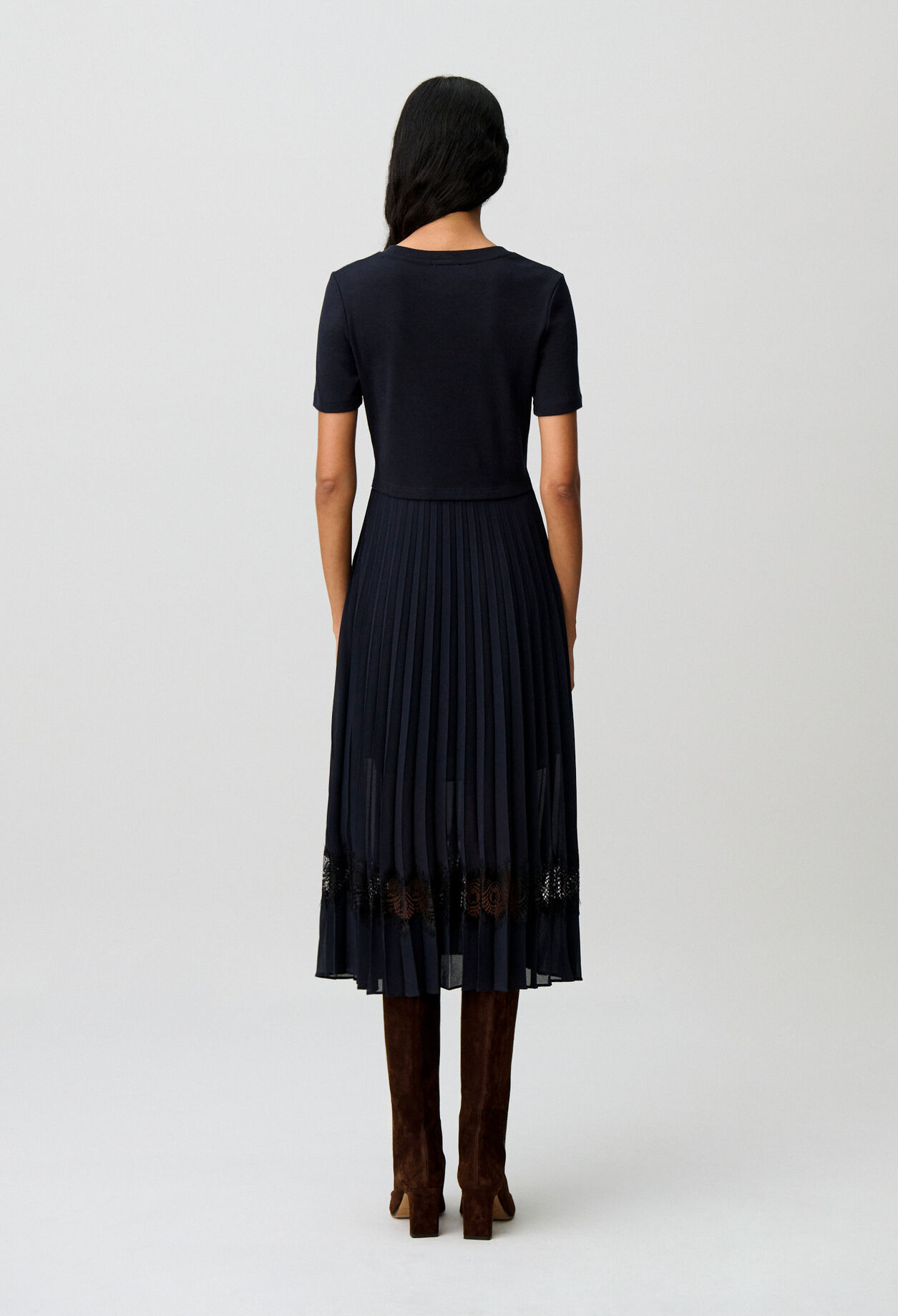 Robe midi bi-mati&egrave;re noire et marine