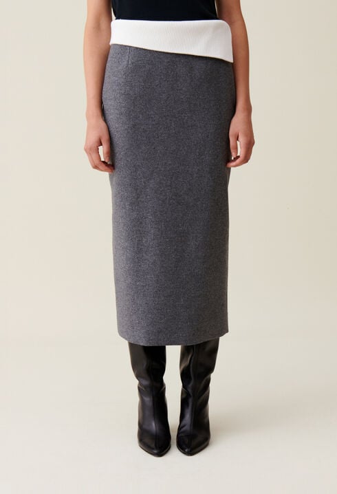 Grey pencil skirt