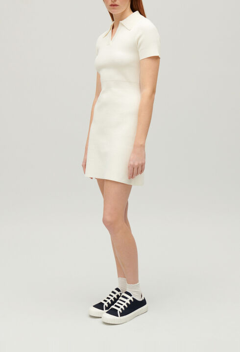 Kurzes Strickkleid