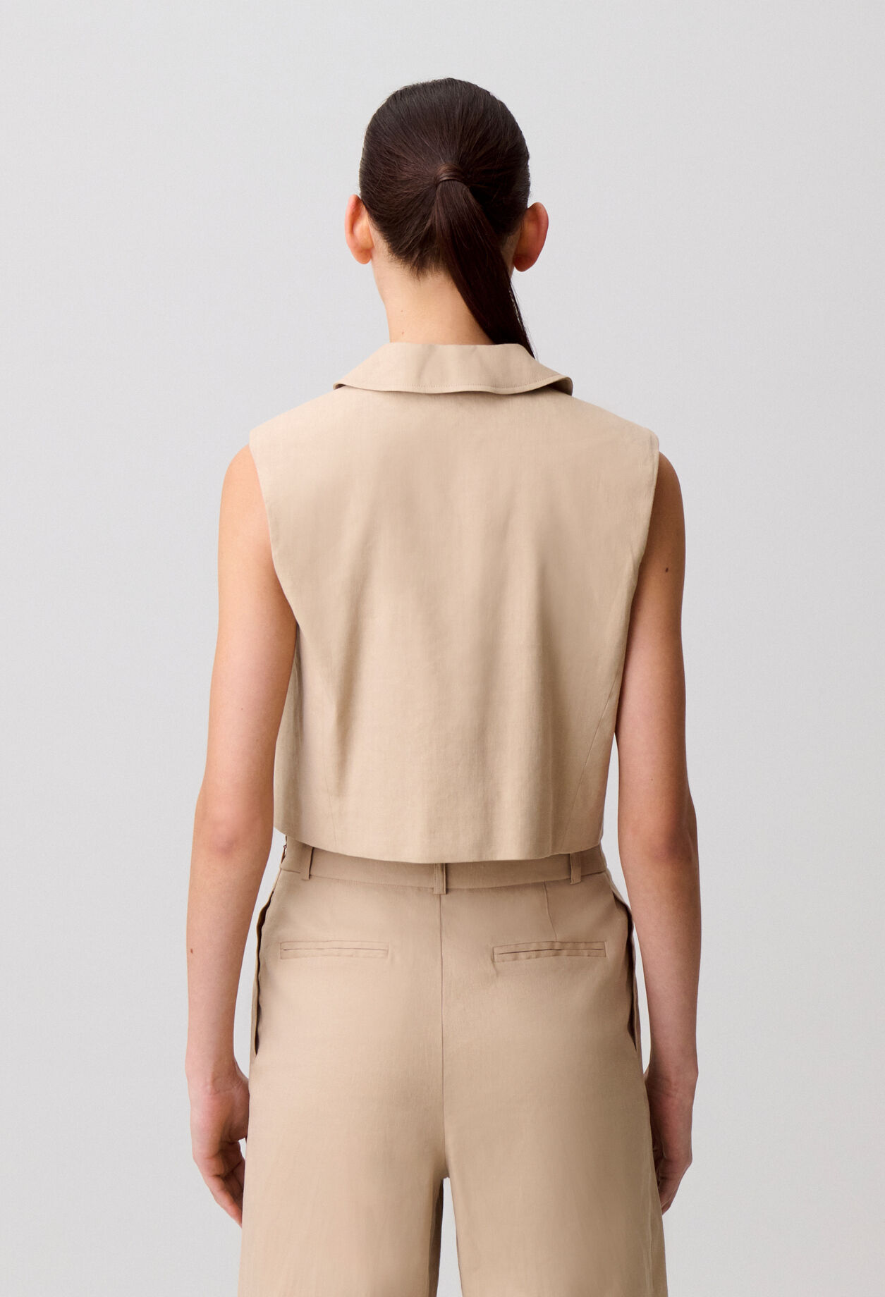 Veste courte tailleur lin