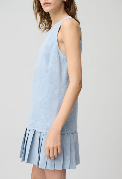 Sleeveless short dress