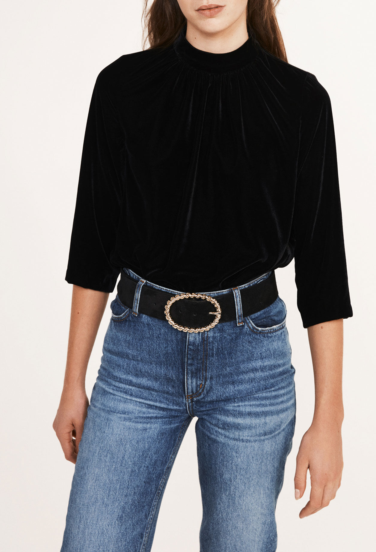 Schwarze Samtbluse