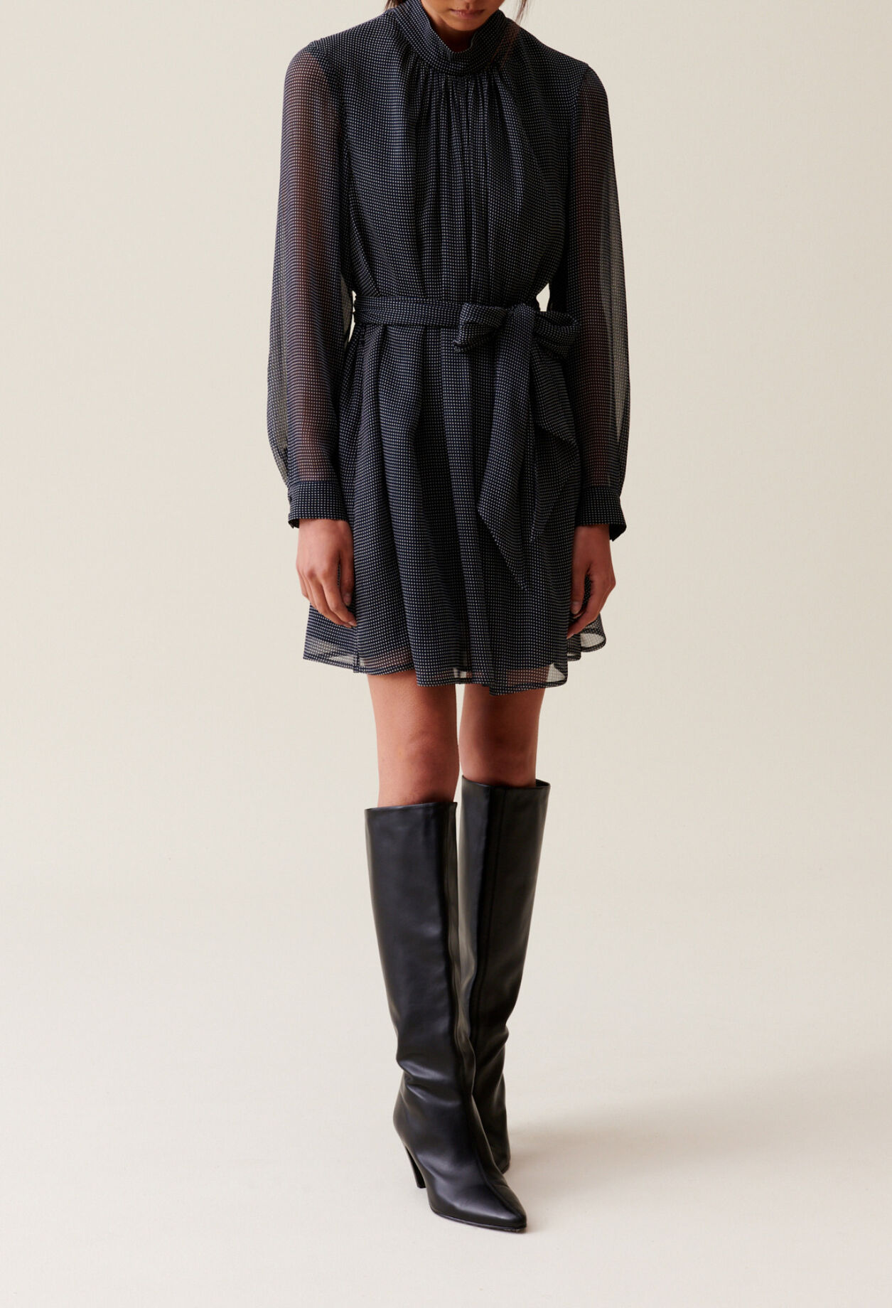 Flowy Dress with Tie Neck