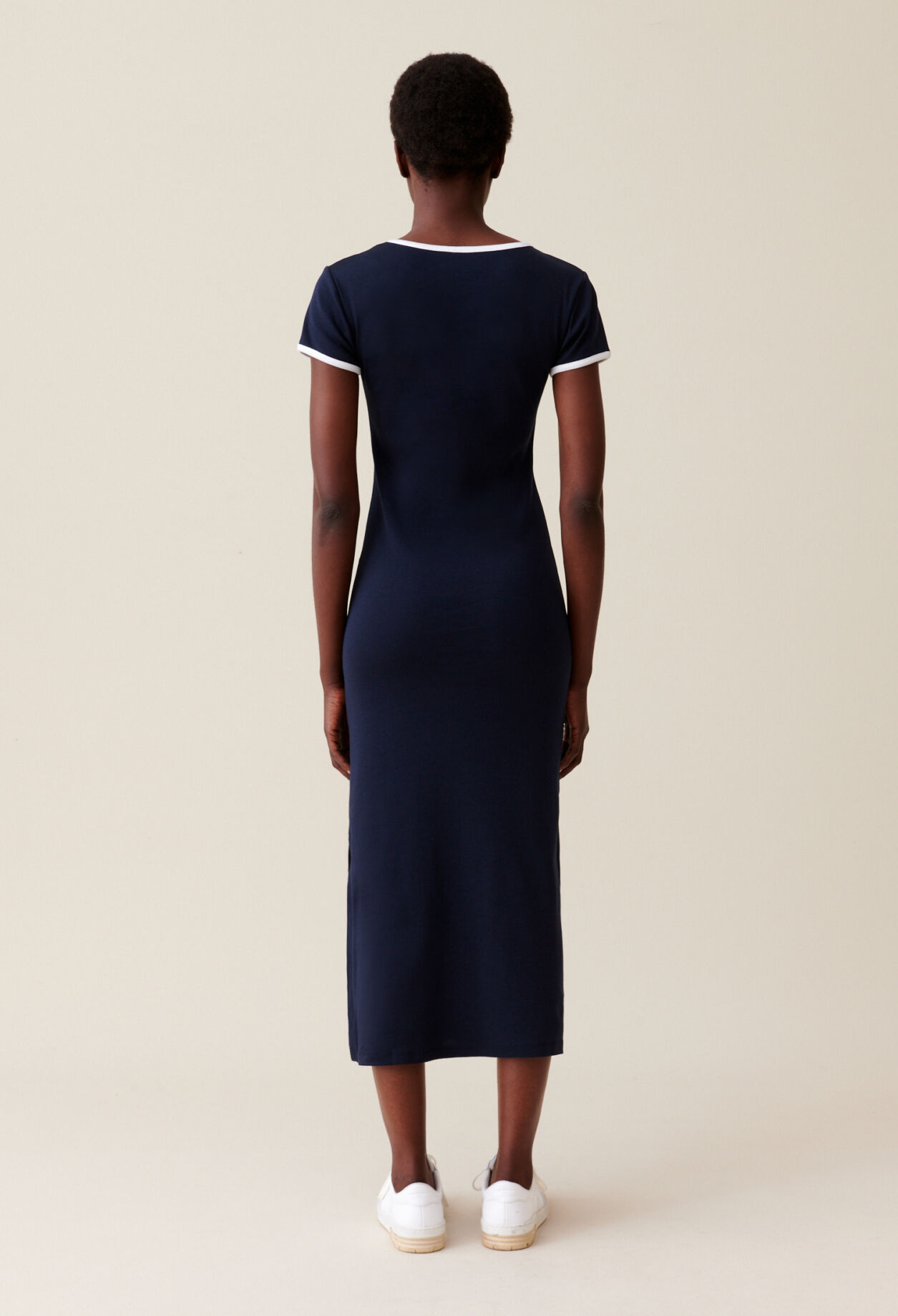 Körpernahes langes Kleid
