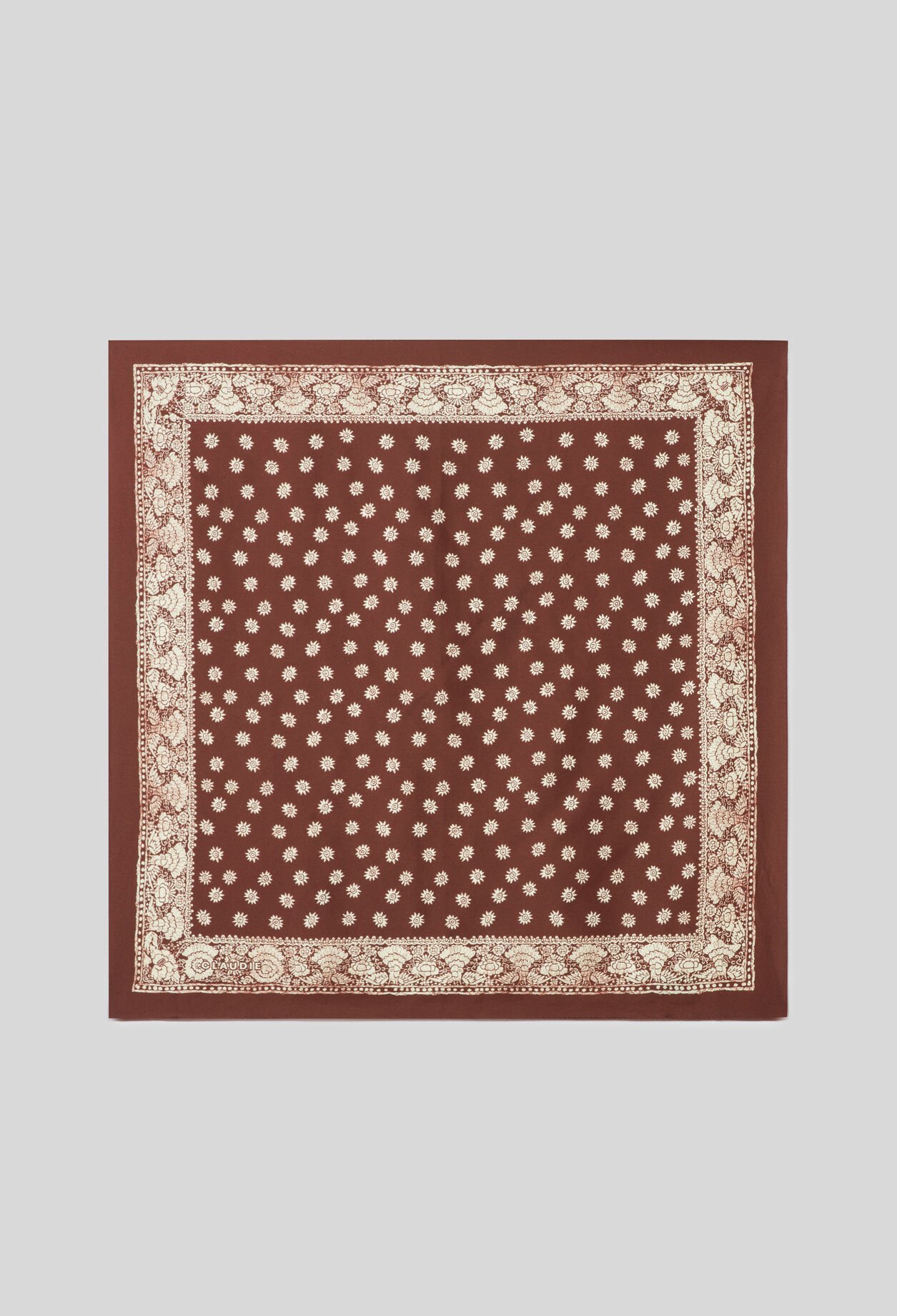 Foulard carr&eacute; imprim&eacute;