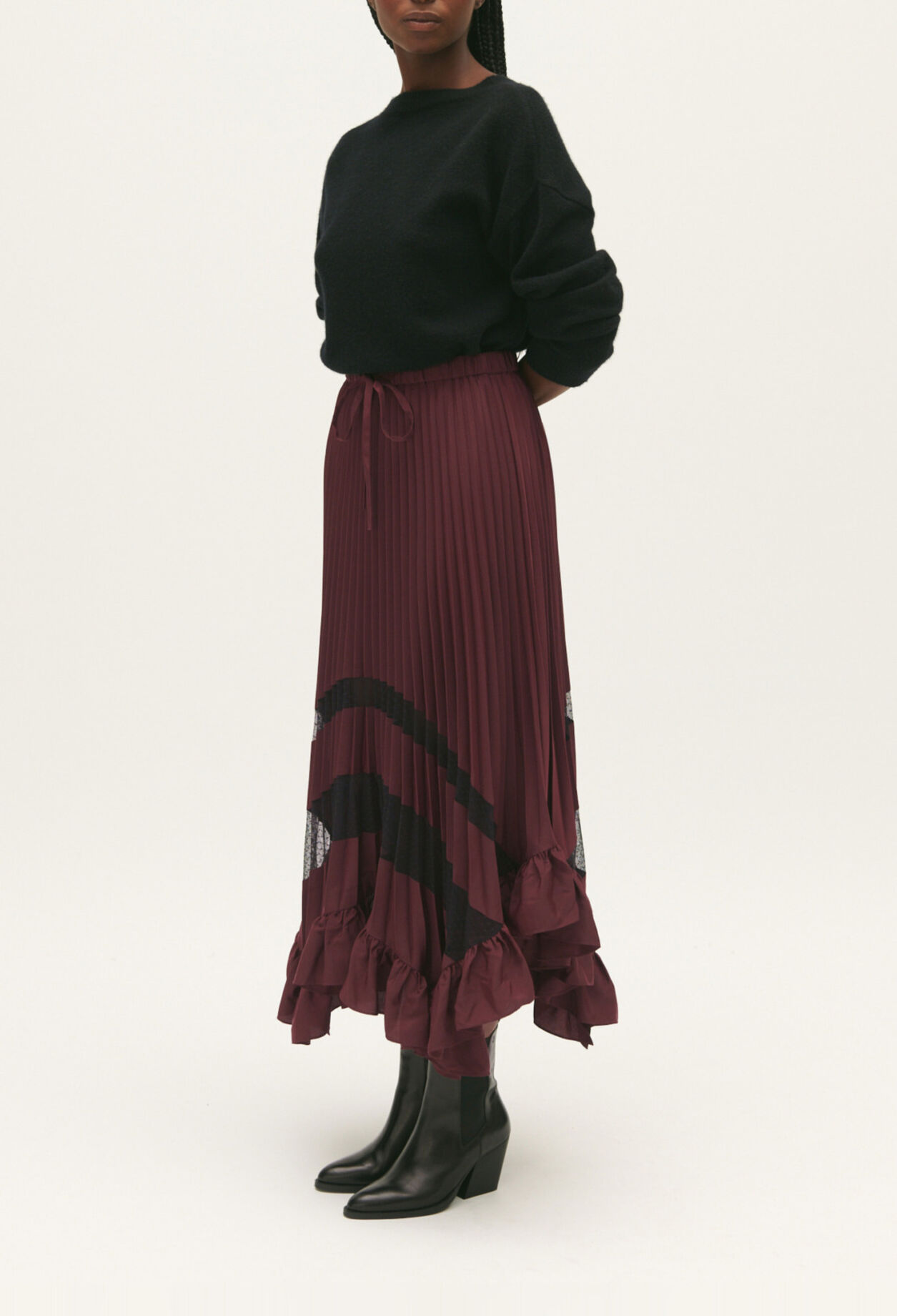 Pleated, ruffled mid-length skirt
