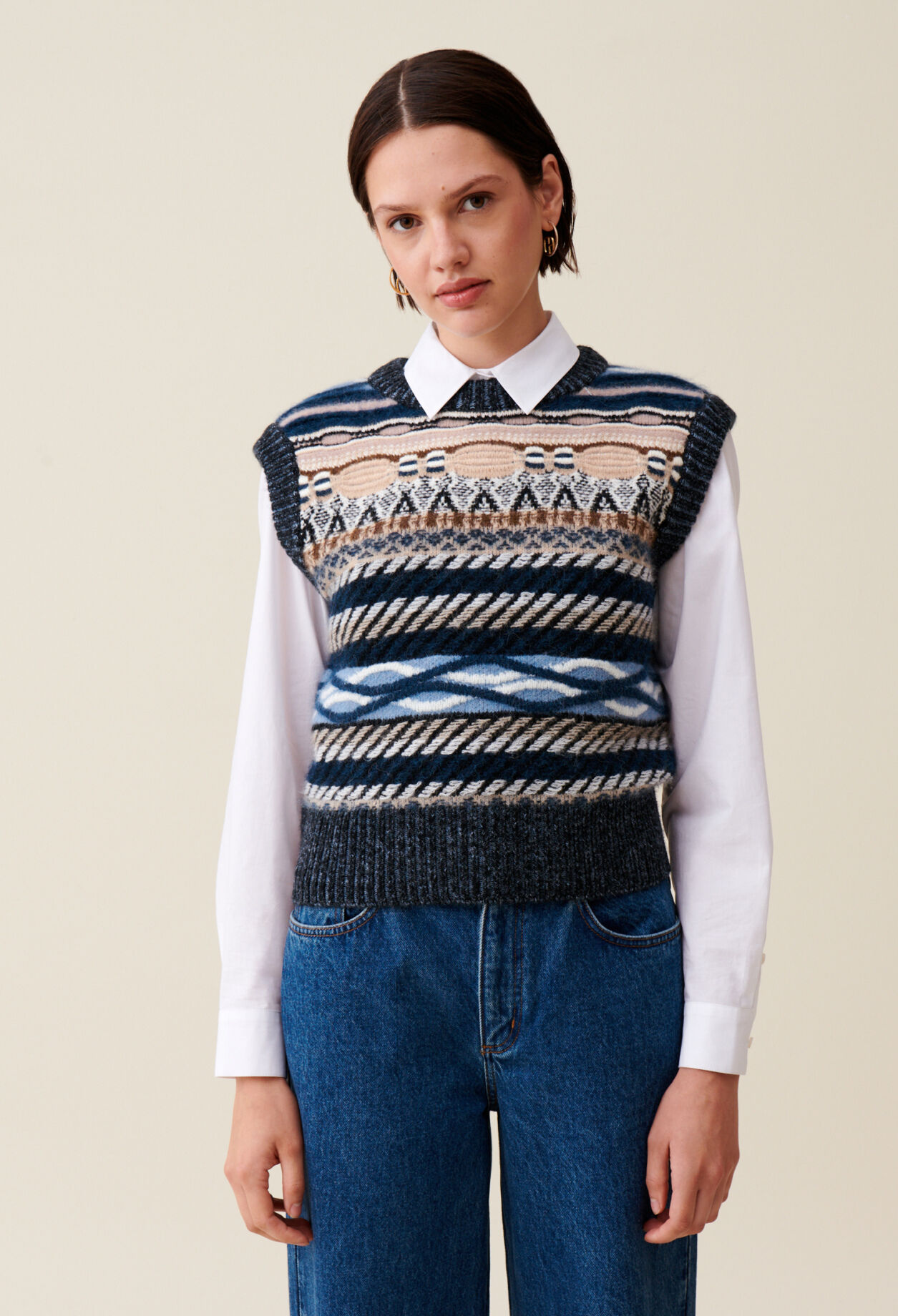 Pull sans manches rayures à motifs