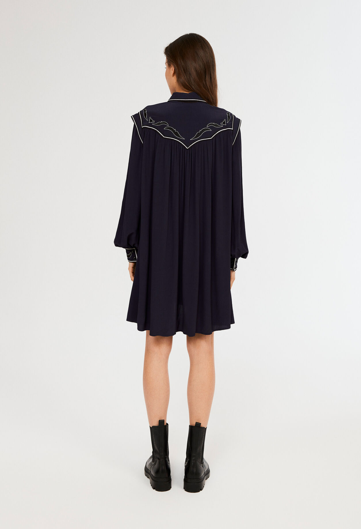 Kleid mit Fransen