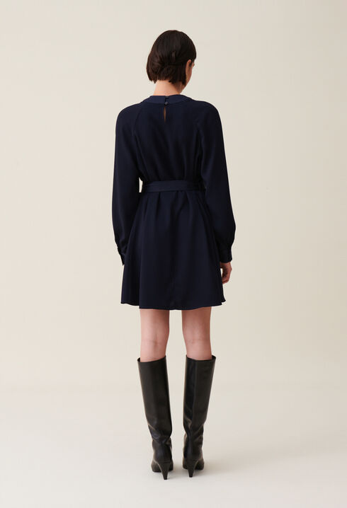 Robe babydoll ceintur&eacute;e marine