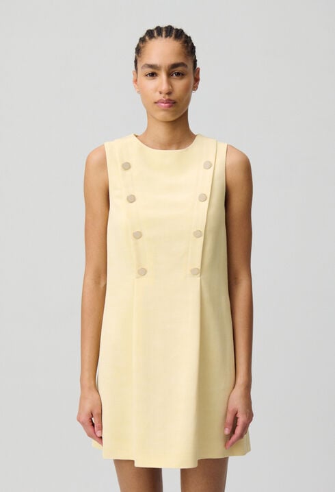 Robe courte ajustée