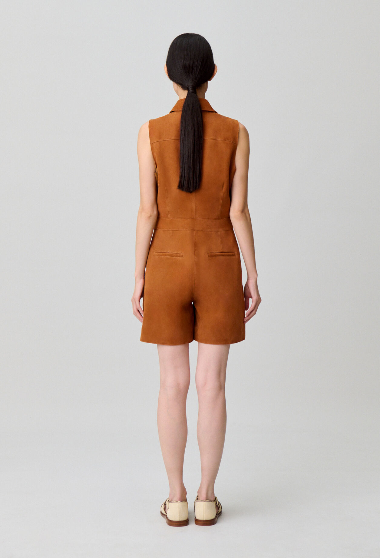 Combinaison cuir sans manches