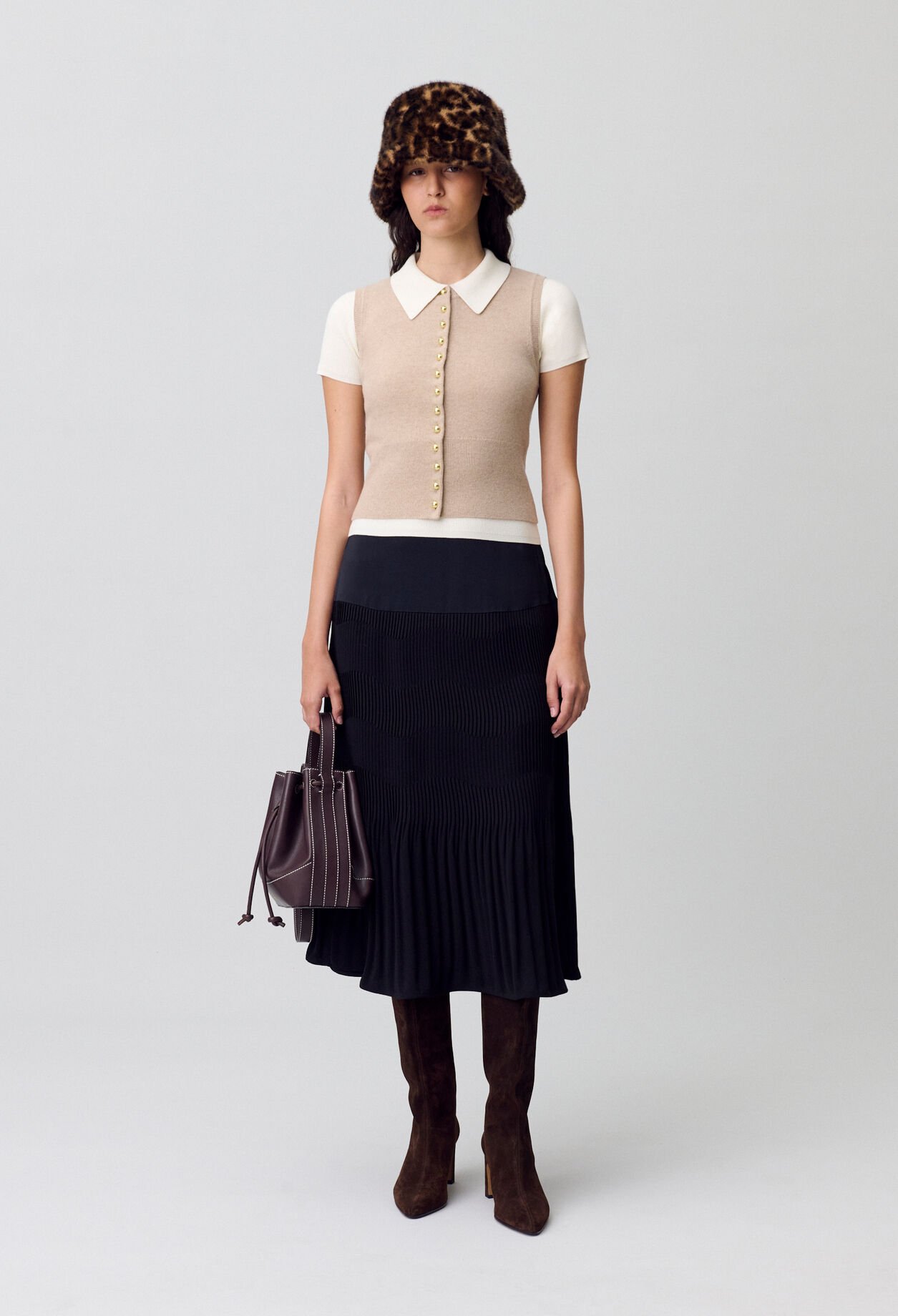 Long pleated skirt