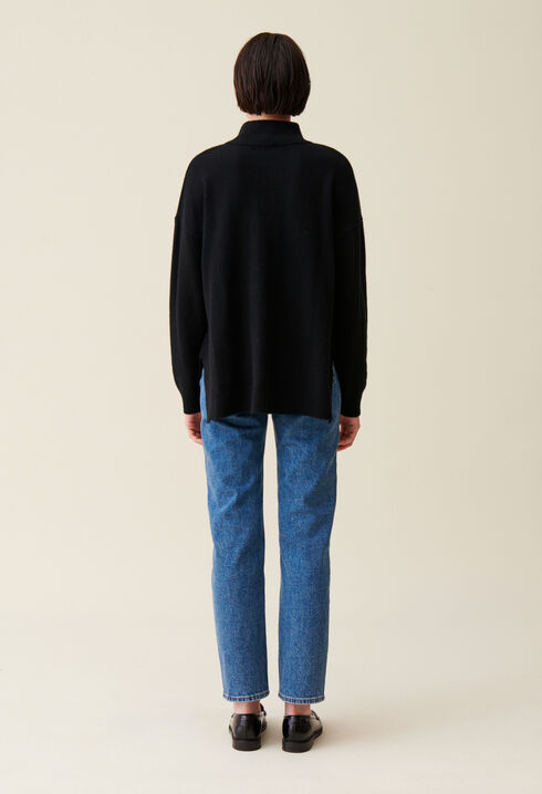 Black cashmere jumper with high neck