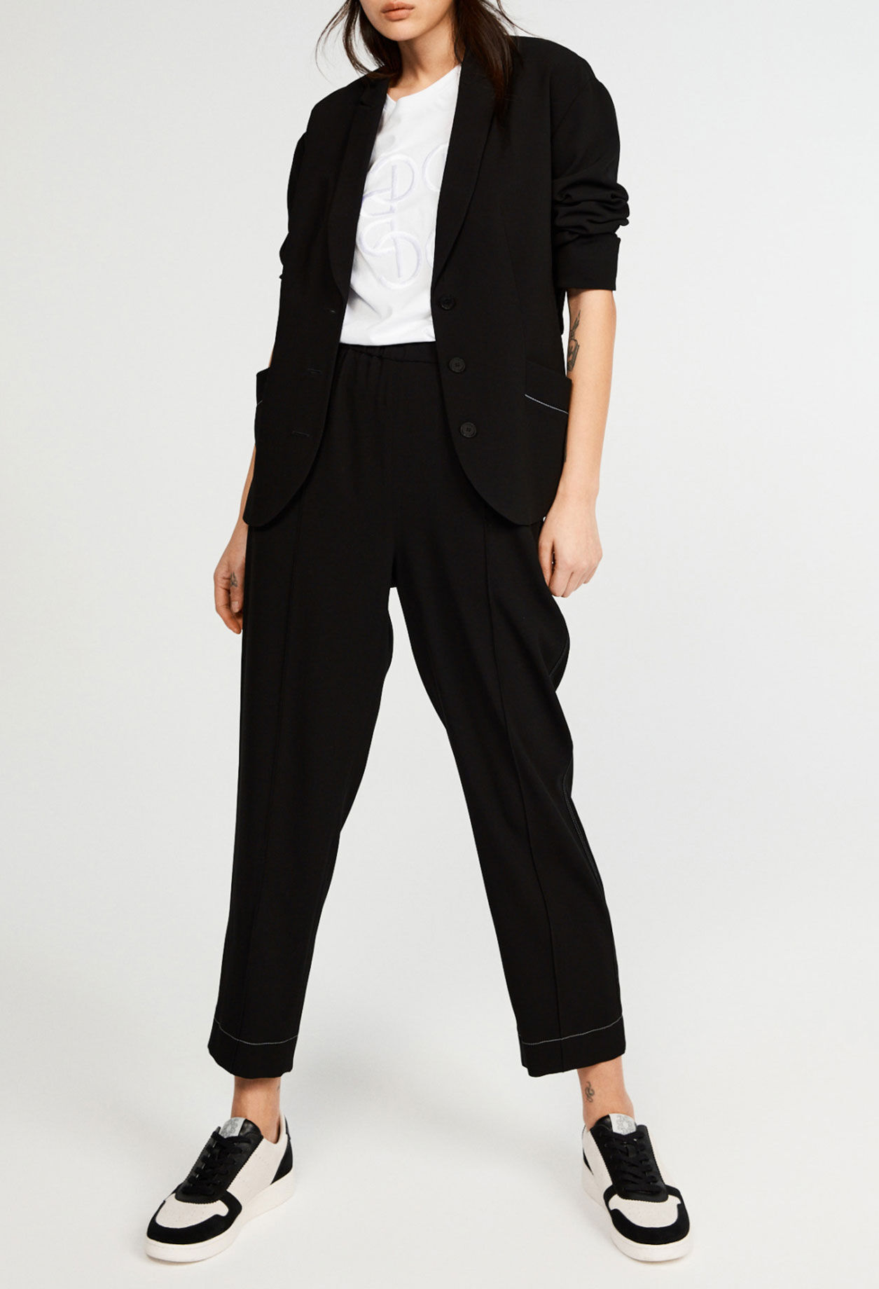 Flowing trousers