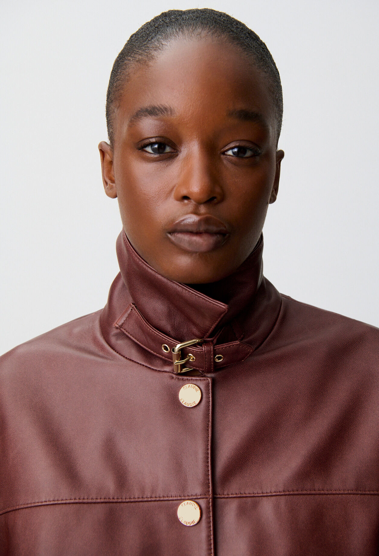 Short leather jacket